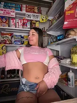 Stripchat Live Sex Cam of AdaPink_