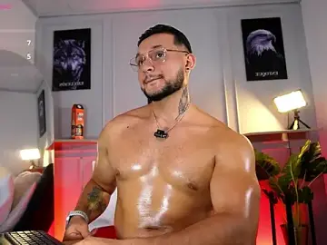 Stripchat Free Live Porn of Marco_Vega