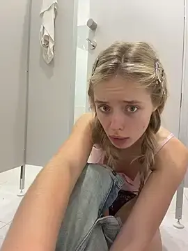 Stripchat Live Sex of PollyLolly