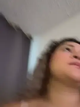 Stripchat Live Sex of Sara_smiiith211