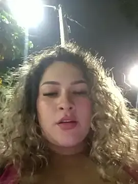 Stripchat Live Sex of Sara_smiiith211