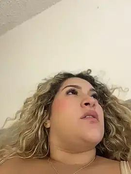 Stripchat Free Live Porn of Sara_smiiith211