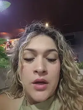 Stripchat Live Porn of Sara_smiiith211