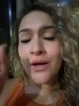 Stripchat Live Porn of Sara_smiiith211