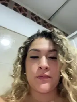Stripchat Nude Webcam of Sara_smiiith211