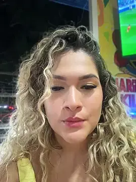Stripchat Free Live Porn of Sara_smiiith211