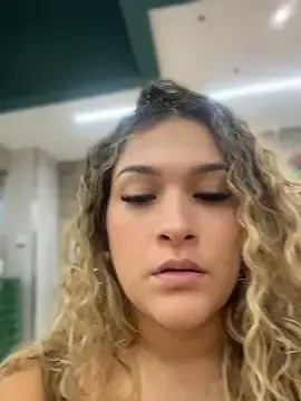 Stripchat Sex Chat of Sara_smiiith211