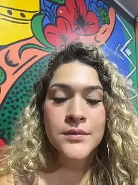 Stripchat Free Porn Cam of Sara_smiiith211