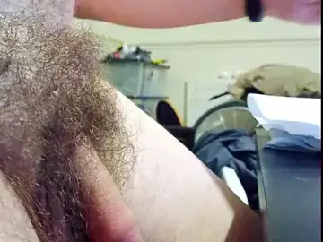 Stripchat Live Sex of hairyuncut00