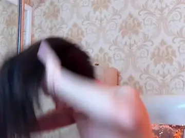 Stripchat Live Porn of JuliaHunts