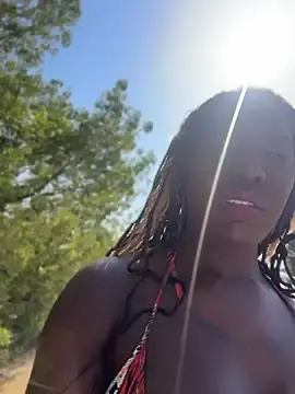 Stripchat Free Porn Cam of blackhotpartyts
