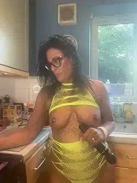 Stripchat Watch Live Sex Cams of HouseOfIvy