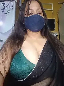 Stripchat Adult Webcam of Naughtysummi