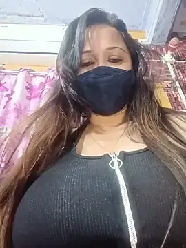 Stripchat Adult Video Chat of Naughtysummi