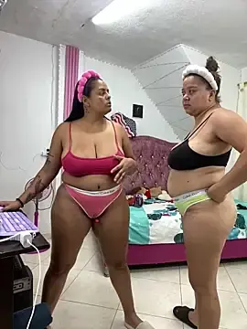 Stripchat Watch Live Sex Cams of Rossestoner