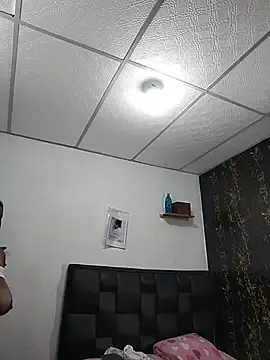 Stripchat Live Sex Cam of Rossestoner