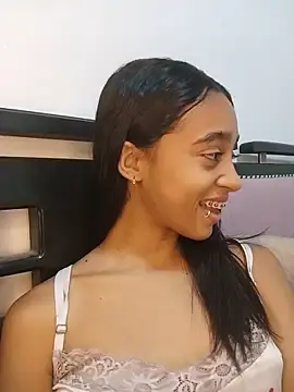 Stripchat Free Porn Cam of Zoe_Sweett18