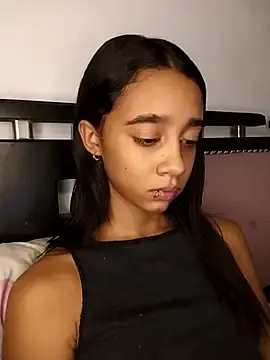 Stripchat Nude Webcam of Zoe_Sweett18