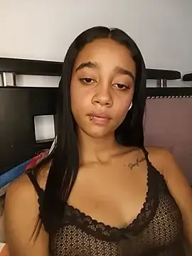 Stripchat Free Porn Cam of Zoe_Sweett18
