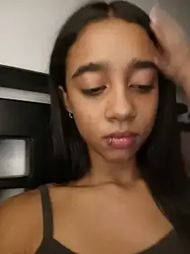 Stripchat Nude Webcam of Zoe_Sweett18