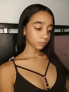 Stripchat Free Live Porn of Zoe_Sweett18