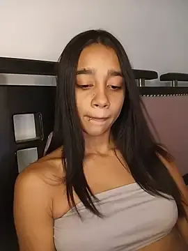 Stripchat Free Porn Cam of Zoe_Sweett18