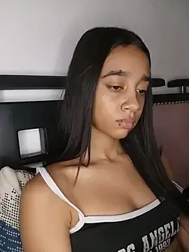 Stripchat Live Porn of Zoe_Sweett18