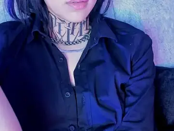 Stripchat Live Sex Cam of Velvet_Noir_