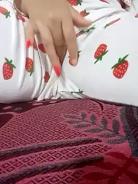Stripchat Adult Webcams of Bombamom