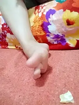Stripchat Sex Cam of Bombamom