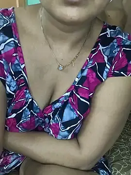 Stripchat Free Live Porn of MUMTAJ-1