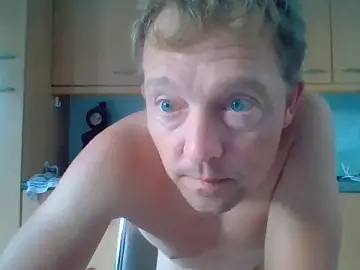 Stripchat Live Sex Cam of bertolini