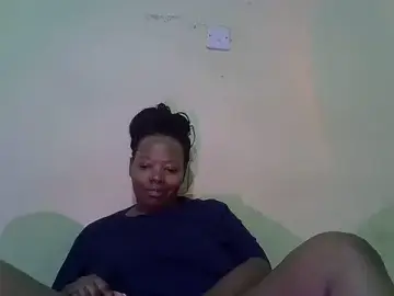 Stripchat Live Sex Cam of big_bootty96