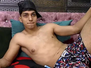 Stripchat Watch Live Sex Cams of DanteRafaelo