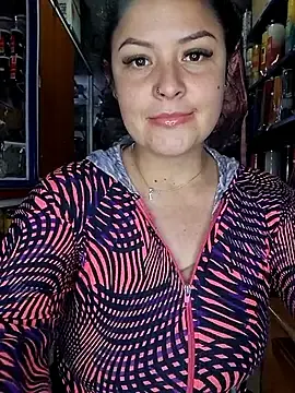 Stripchat Watch Live Sex Cams of Isa_bella95