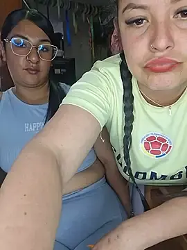 Stripchat Sex Cam of Isa_bella95