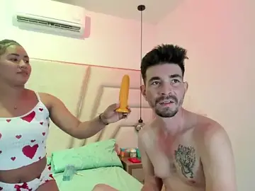 Stripchat Free Porn Cam of Luna_and_Axell