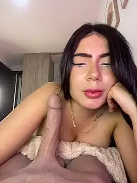 Stripchat Adult Webcams of Mia_222