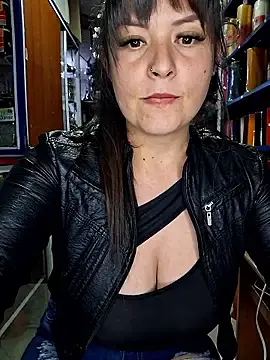 Stripchat Live Sex Cam of Niidia
