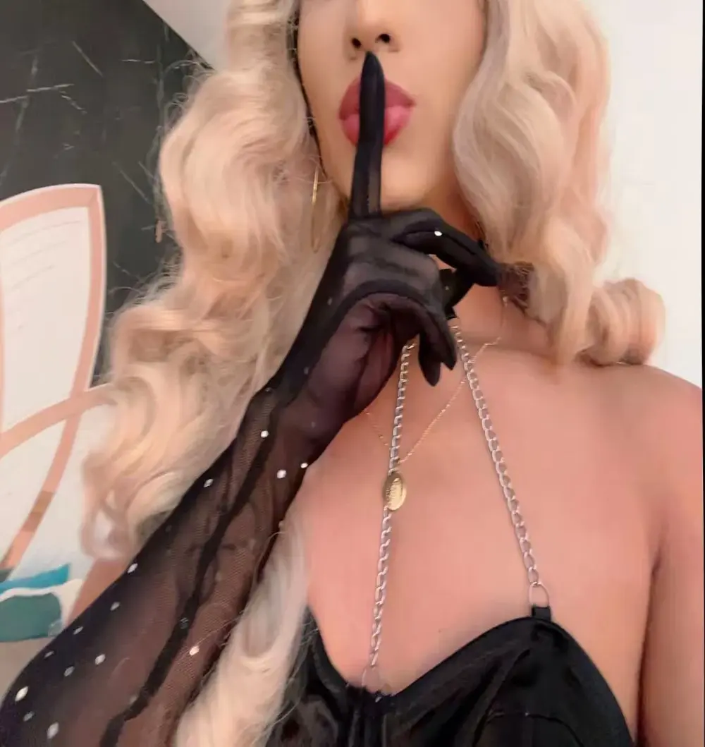 Sofia_Burbano