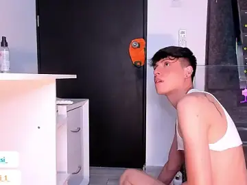 Stripchat Live Sex of AdrianRushx