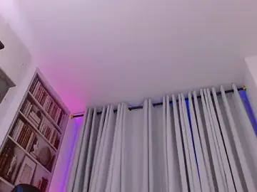 Stripchat Live Porn of _Crystal_evains