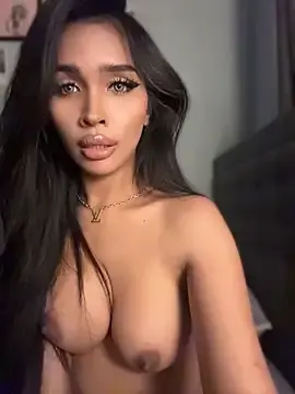 Stripchat Sex Cam of PrettyYoungHugeCockTS