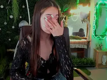 Stripchat Free Porn Cam of UliaNeer