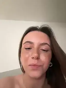 Stripchat Adult Video Chat of Cherry-Bean