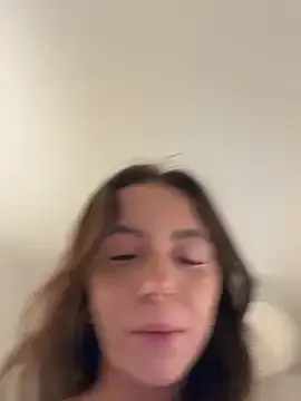 Stripchat Watch Live Sex Cams of Cherry-Bean