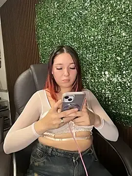 Stripchat Sex Chat of Karen18_boobs