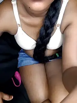 Stripchat Sex Cam of Vishmi15