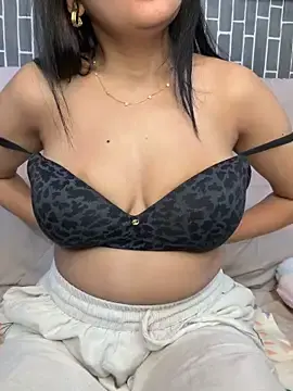 Stripchat Adult Webcam of escape_with_me