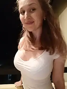 Stripchat Live Sex Cam of irresistibelle